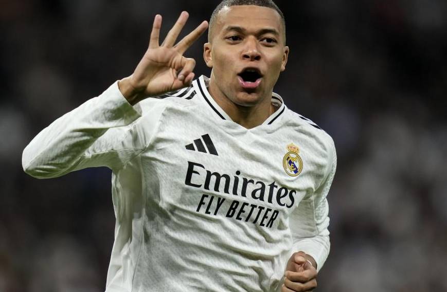 爱游戏体育-姆巴佩在快船比赛中重返赛场，重要助攻引发热议！