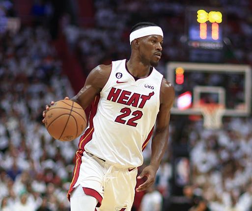 爱游戏体育-包含巴特勒赛事官方发布绝杀新规，巴塞罗那争议不断！的词条